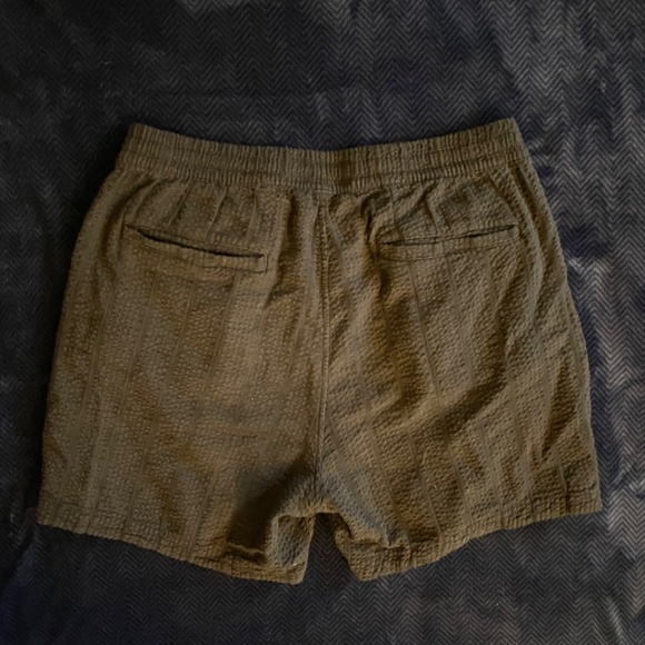 Abercrombie Seersucker Shorts - Picture 3 of 3